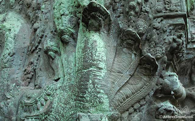Angkor-Bas-relief-2